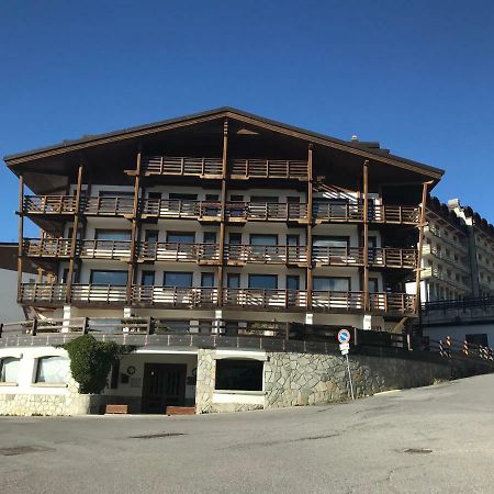 Royal Apartment Sestriere Luaran gambar