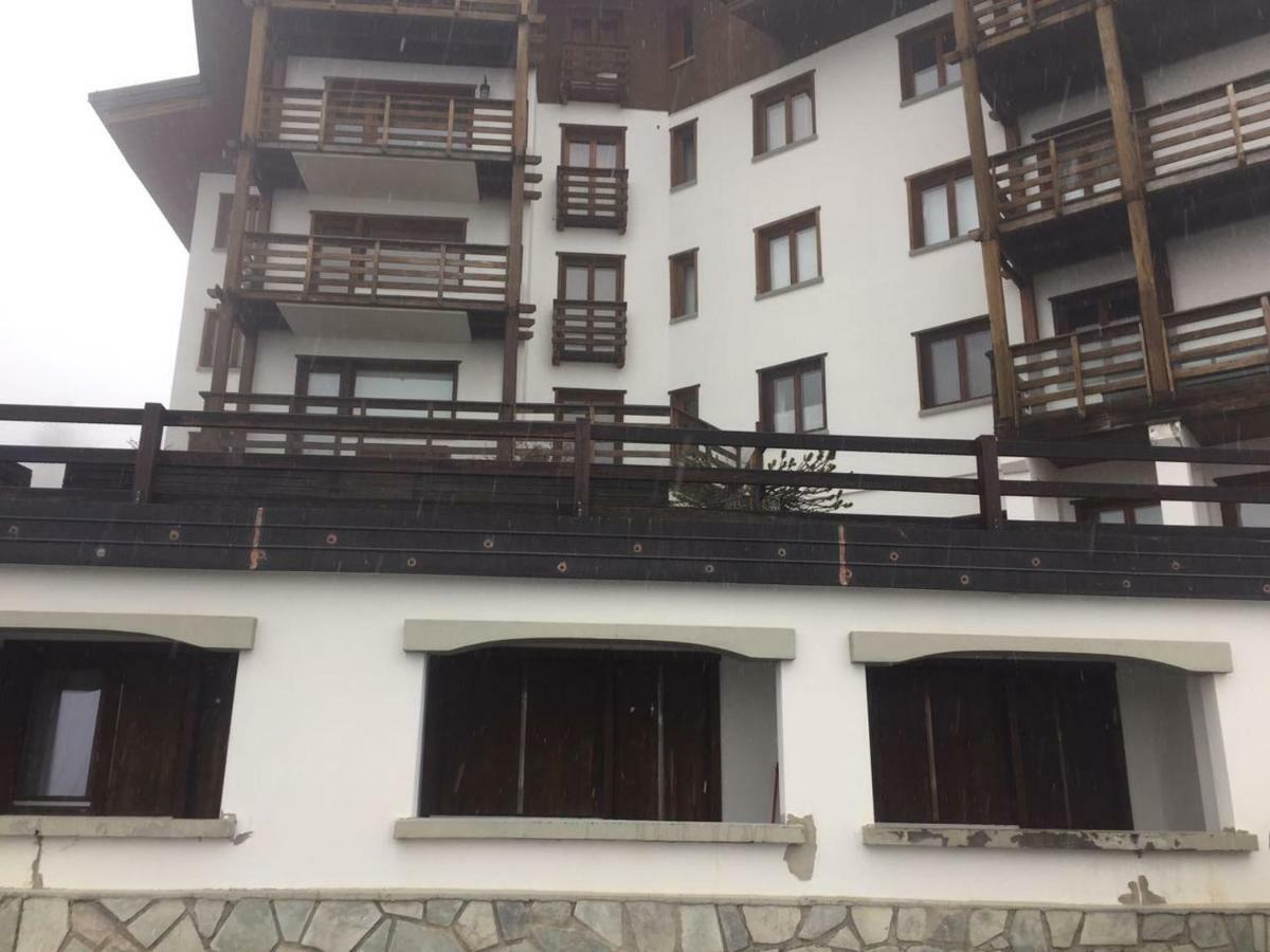 Royal Apartment Sestriere Luaran gambar