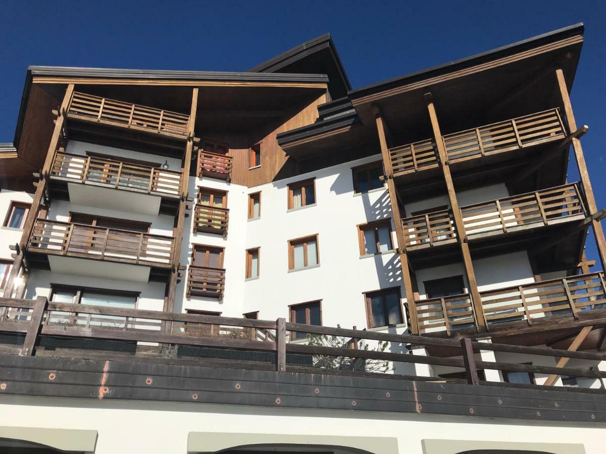 Royal Apartment Sestriere Luaran gambar